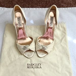 Badgley Mischka Bridal embellished Heeled shoes 6M